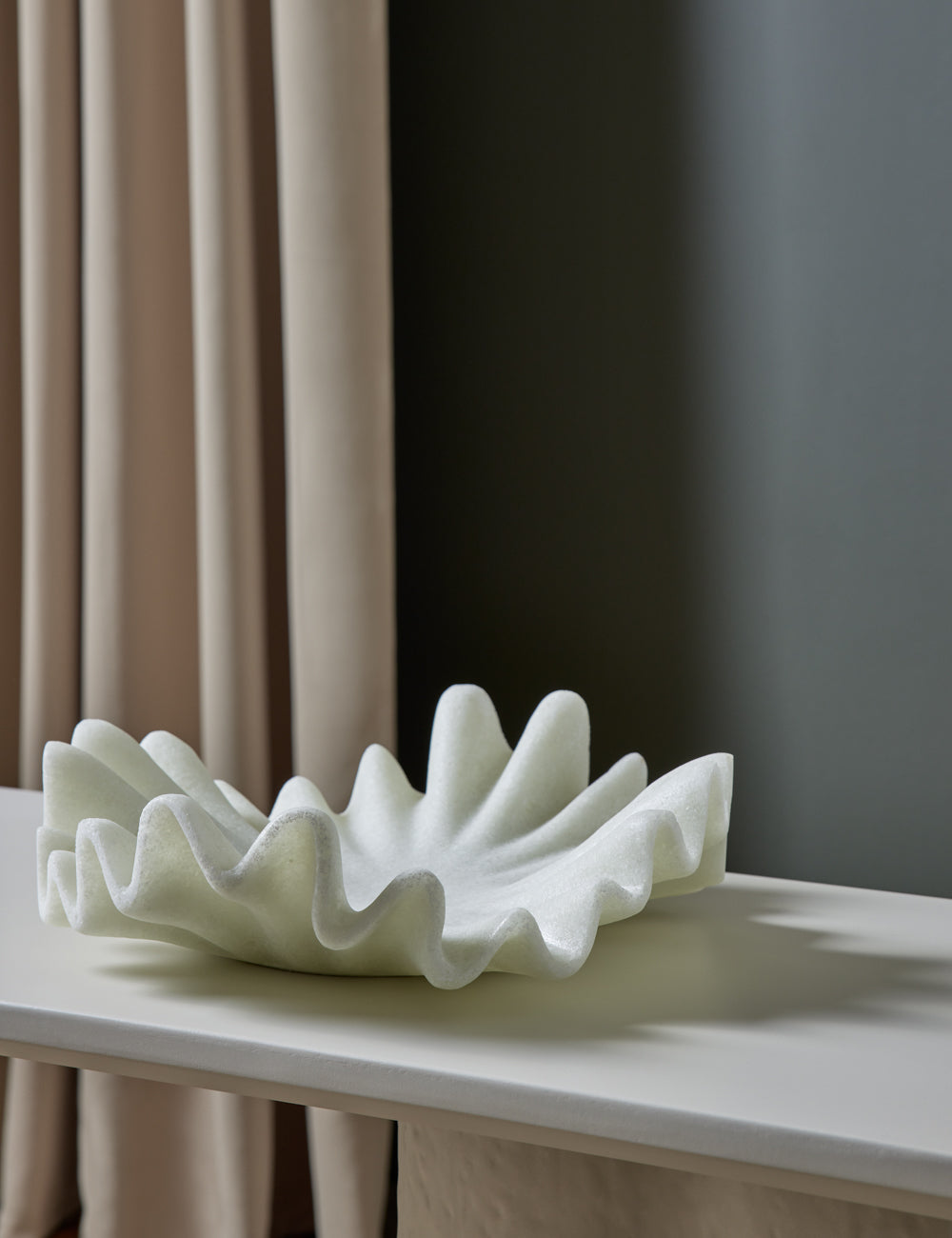 Textured Decorative White Centerpiece - DefaultTitle