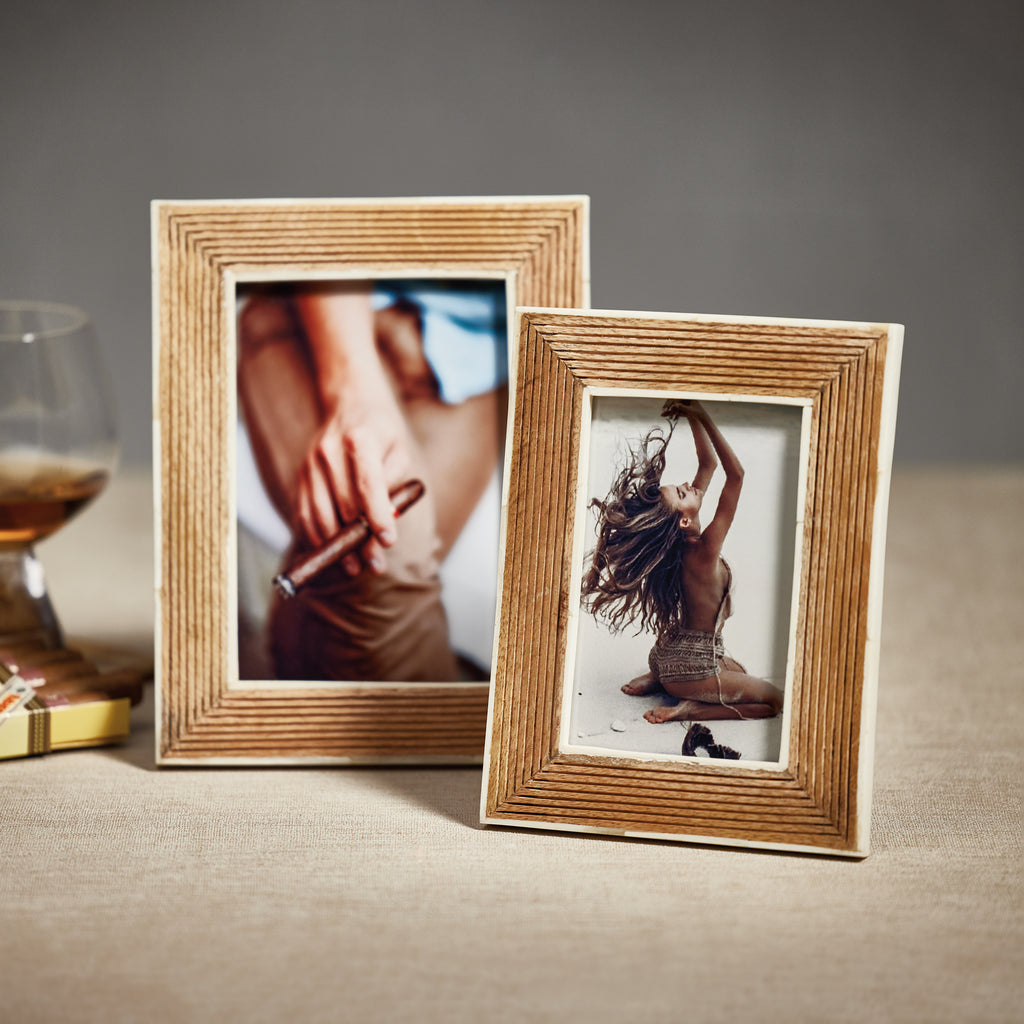 Ribbed Mango Wood Photo Frame with White Border - Image 2