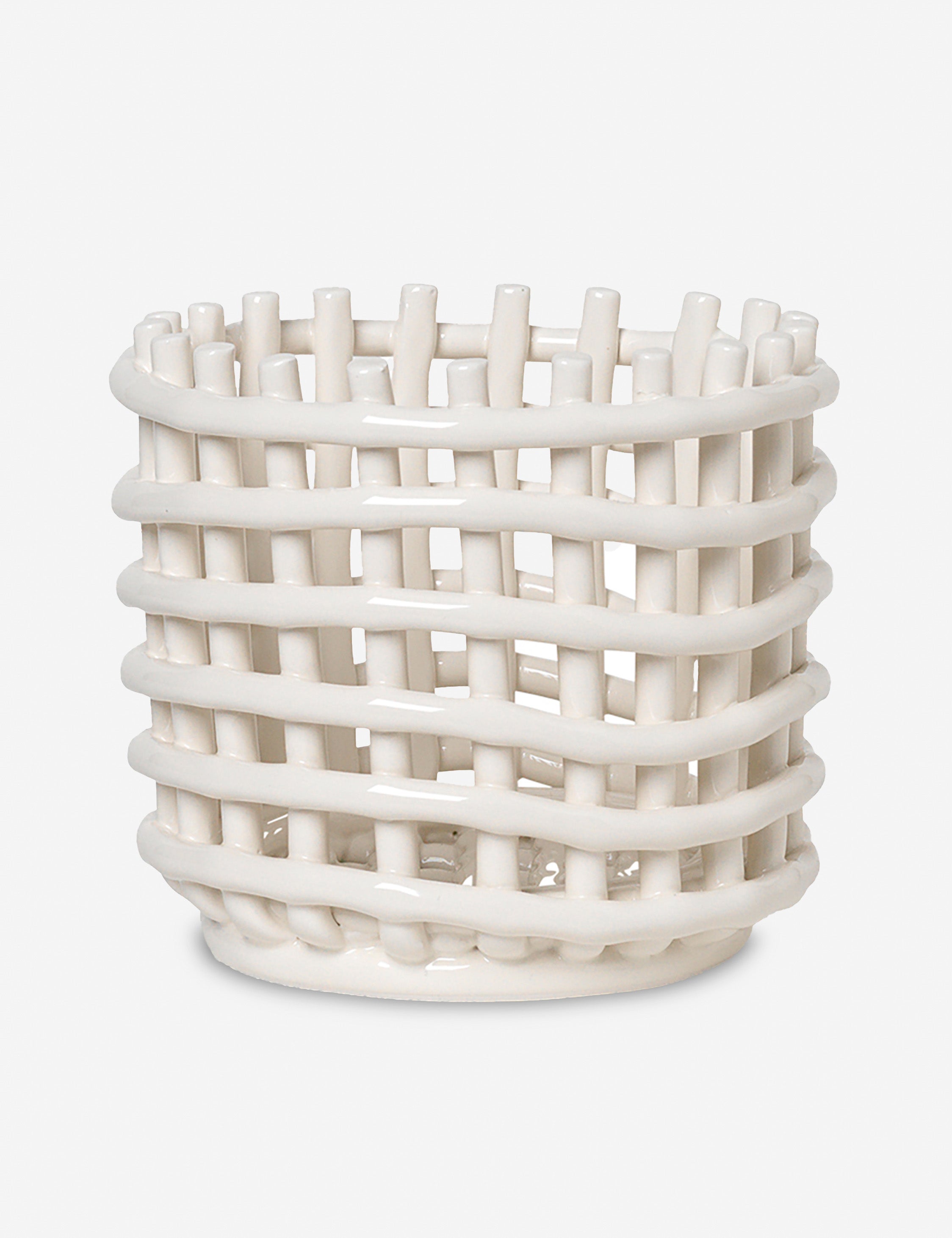 White Ceramic Basket - Centerpiece - Image 4